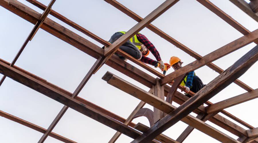 Expert flood damage restoration services in Lejunior, KY